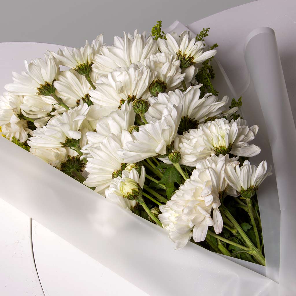 Luxurious Bouquet with Ghazal Spa Voucher