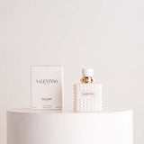 Valentino Born In Roma Donna Rendez-Vous Ivory EDP 100ml & 15 Pink Roses Hand Bouquet