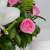 Flowrista | Pink Roses & Lilies Vase