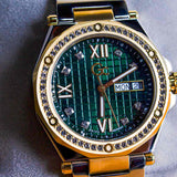 Legacy Lady Dames Horloge | Red Rose Hand Bouquet