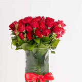 Patchi Les Gourmets 580g & Red Baby Roses Vase